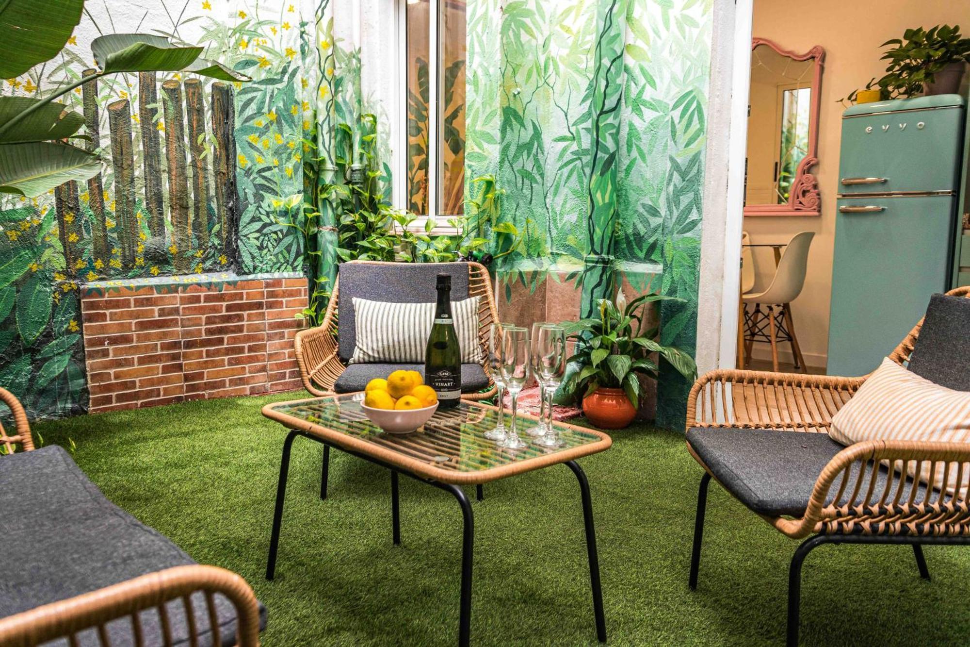 Artistic Flat Next To Ruzafa Welcome To The Jungle Valencia